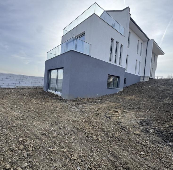 Casă modernă de vânzare pe strada Soporului – confort, eficiență și tehnologie 