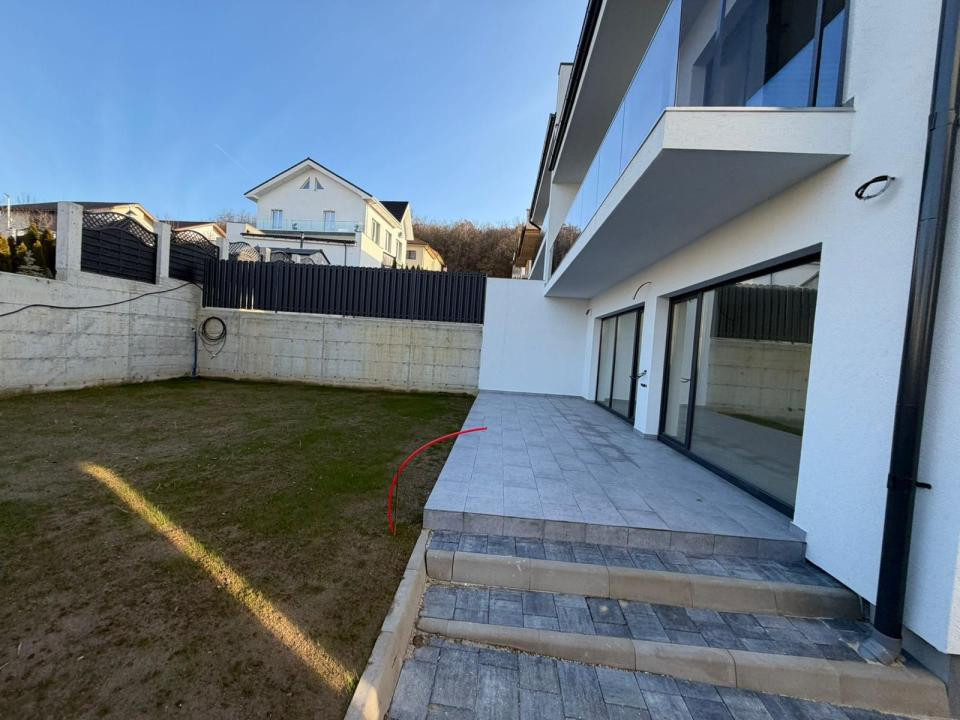Duplex de vânzare în Dezmir, lângă pădure – liniște, spațiu și confort