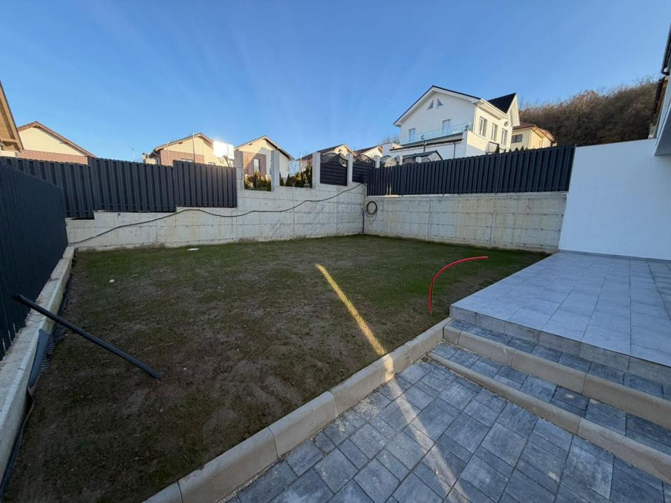 Duplex de vânzare în Dezmir, lângă pădure – liniște, spațiu și confort