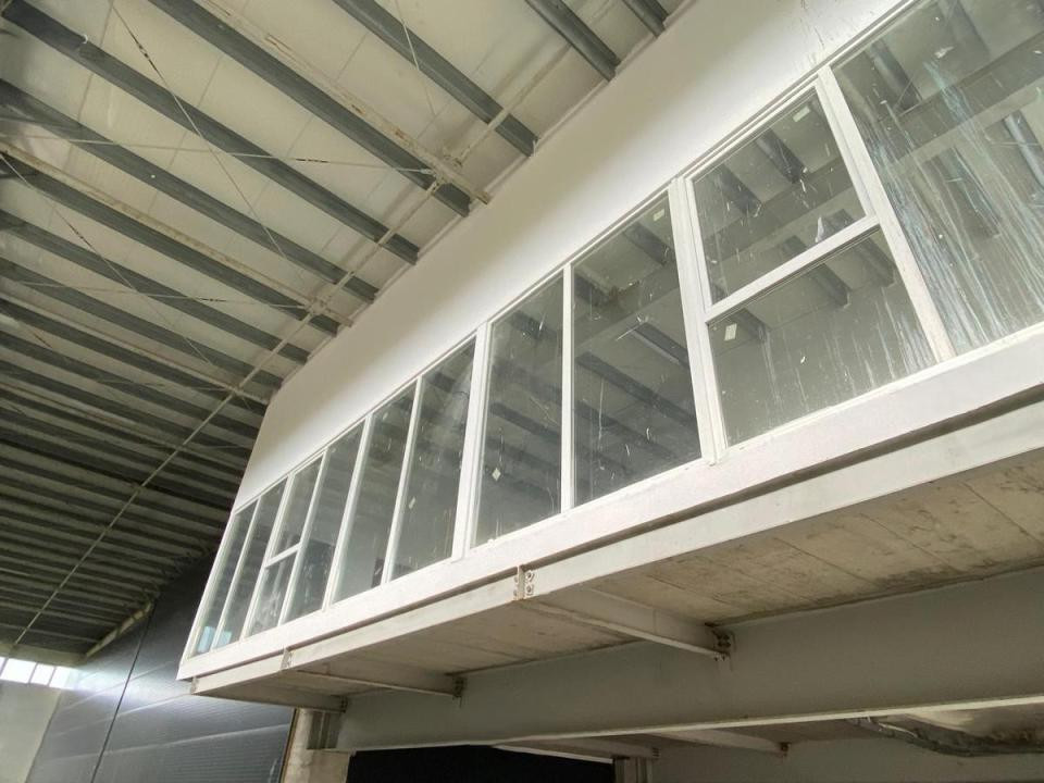 HALA INDUSTRIALA TETAROM JUC 3600 mp 