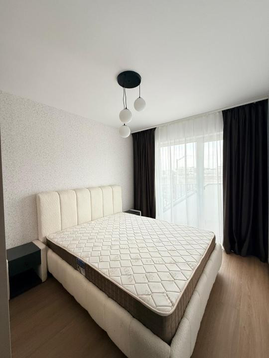 Apartament 2 camere, etaj 1, nelocuit, zona Eroilor