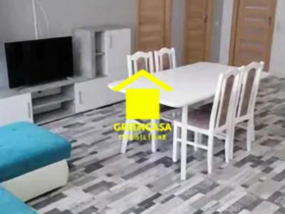 Apartament de vanzare 3 camere zona Sub-Cetate