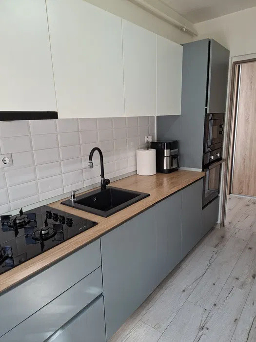 Apartament 2 camere de 53mp plus balcon 4mp , zona : Floresti Eroilor