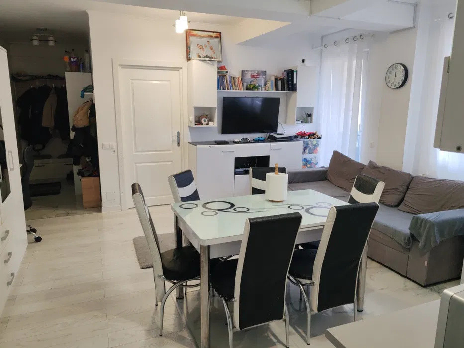 Apartament 3 camere Floresti Str Teilor bloc NOU