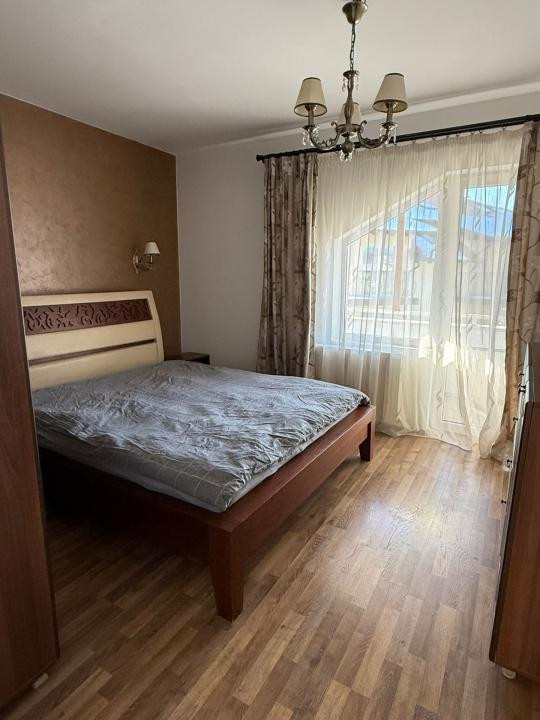 Apartament 3 camere de 56mp , 6mp balcon zona : Floresti Florilor 