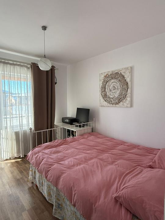 Apartament 3 camere de 56mp , 6mp balcon zona : Floresti Florilor 