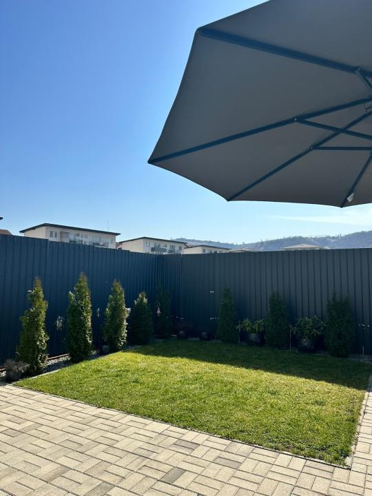 Casă înșiruită de vânzare Florești, Str. Șesul de Sus, Ansamblu rezidențial p