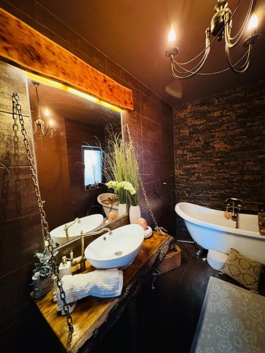 Duplex de vanzare de 204mp , plus teren 274mp , zona : Floresti Narciselor 