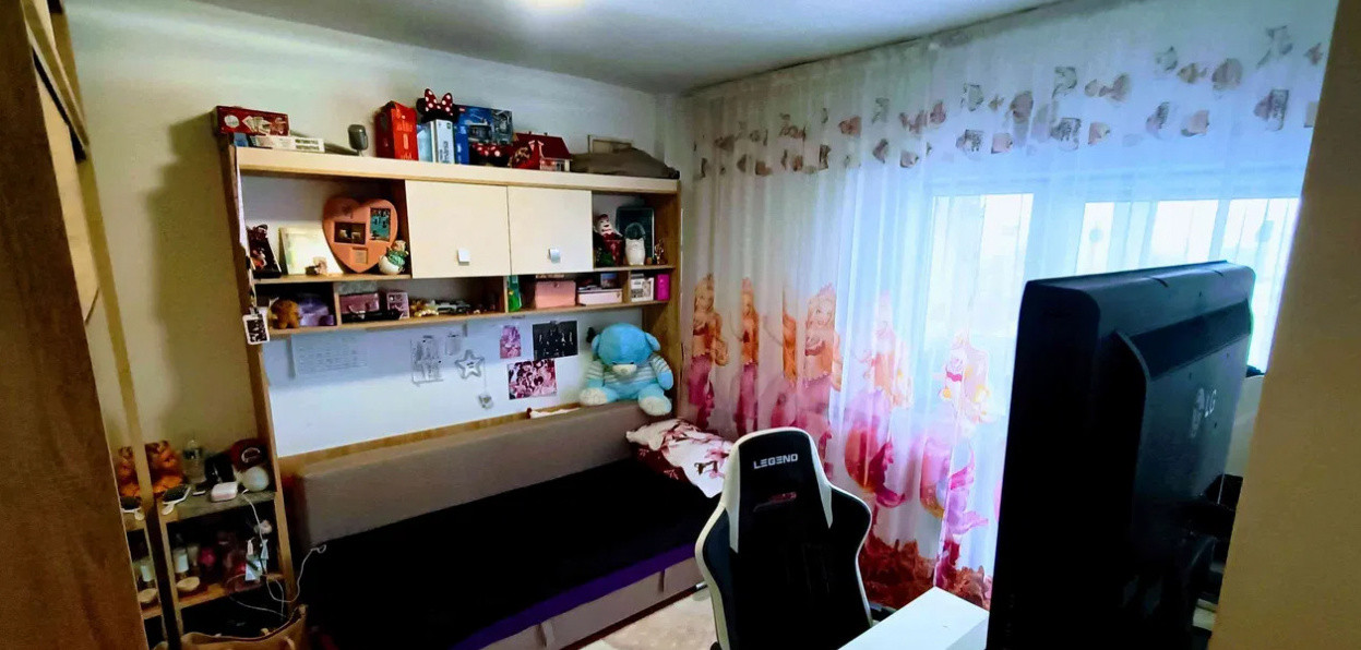 Apartament cu 2 camere, Între Lacuri