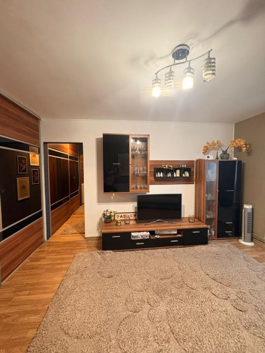 Apartament 3 camere, etaj intermediar, Mănăștur