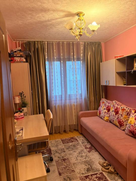 Apartament 3 camere, etaj intermediar, Mănăștur