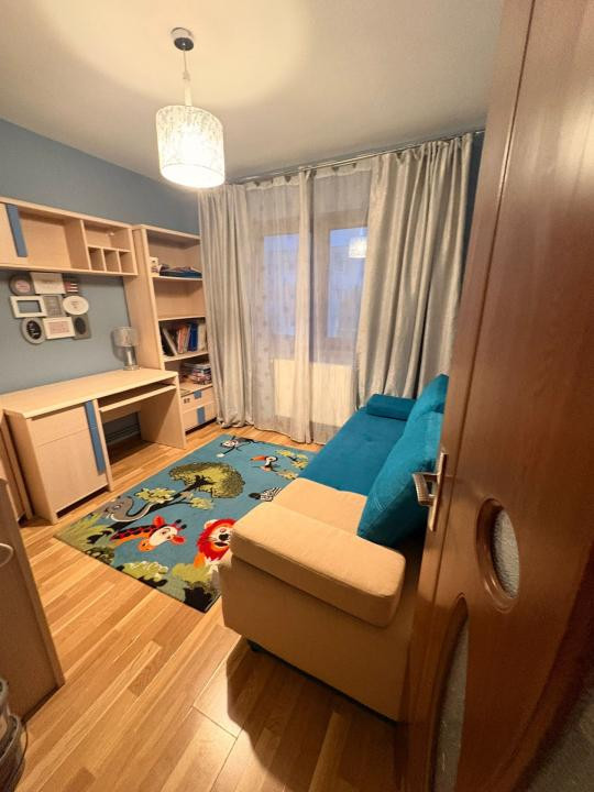 Apartament 3 camere, etaj intermediar, Mănăștur