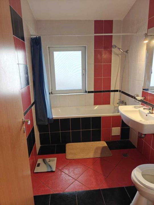 Apartament modern cu 2 camere + 3 terase, parcare inclusă Zona Eroilor, Florești