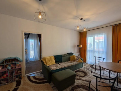 Apartament 2 camere, strada Eroilor Floresti