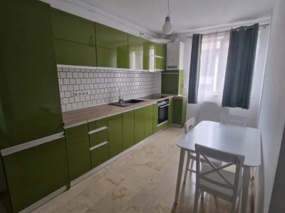 Apartament de vanzare 2 camere de 52mp 9mp zona Vivo Razoare