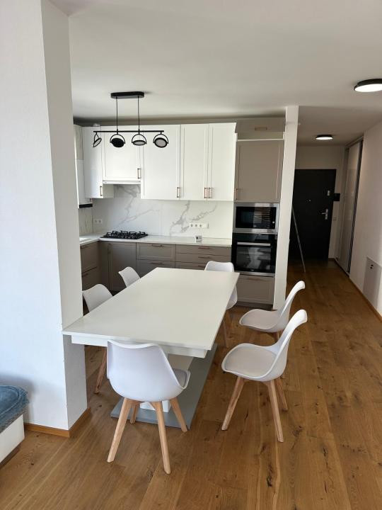 Apartament de închiriat Eugen Ionesco, 4 camere, balcon, garaj