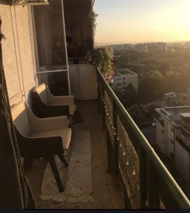 Apartament 2 camere cu balcon generos și priveliște deschisă – Borhanci