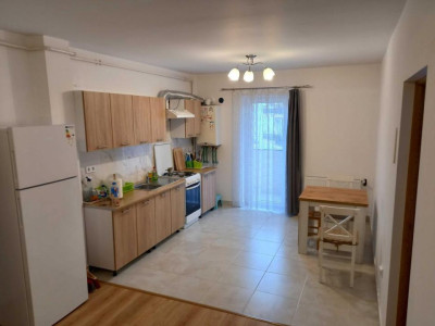 Apartament 2 camere, 44mp, balcon 7mp, zona Florilor