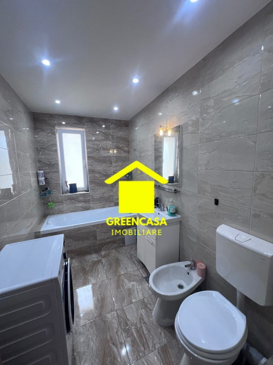 Apartament 3 camere , et 3/4 , Florilor , 87 mp 