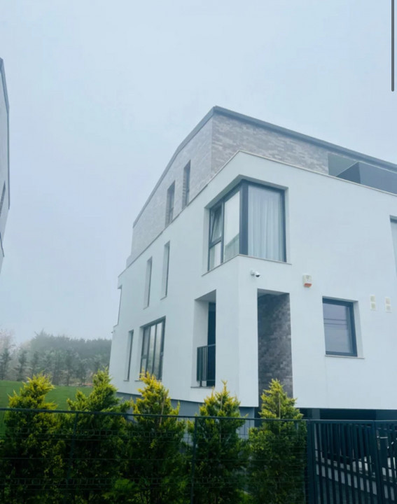 Duplex de închiriat – complet mobilat și utilat | 3 dormitoare, garaj, terasă