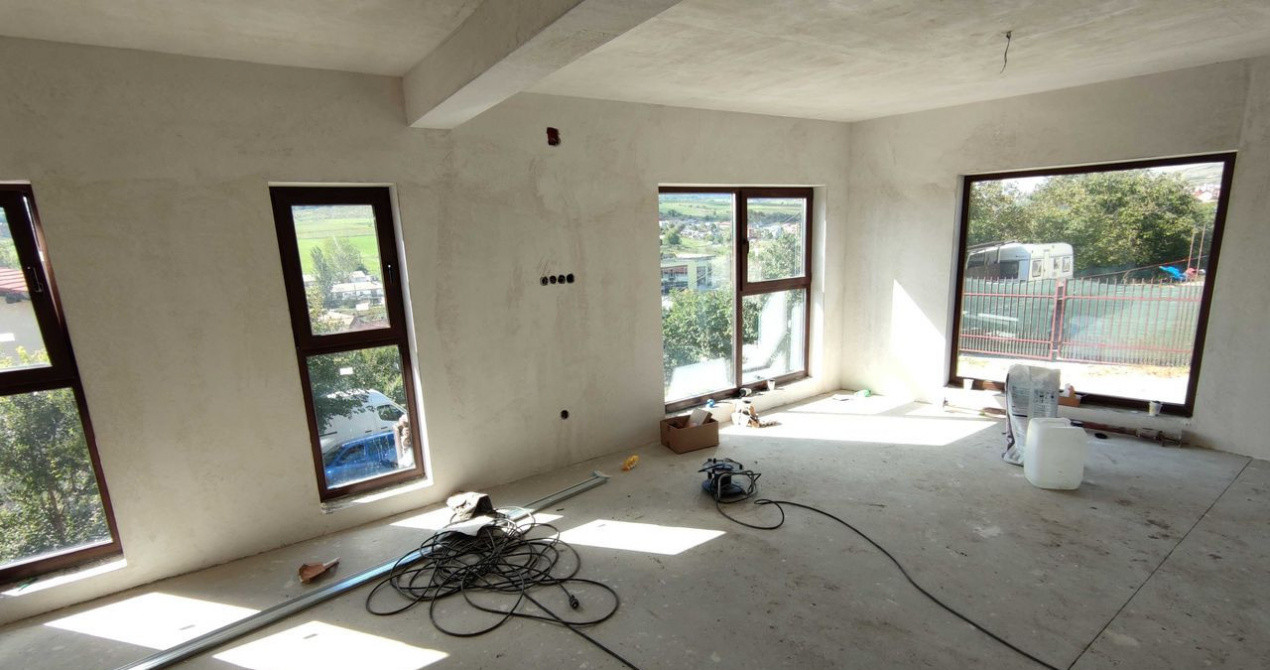 Duplex modern în zona Oașului, ideal pentru o familie, investiție 