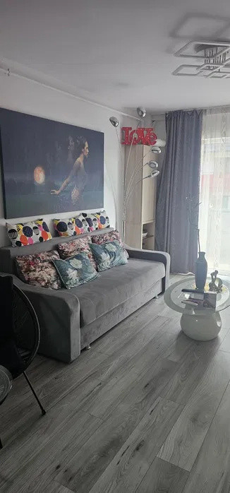 Apartament de 2 camere cu aer condiționat și parcare subterană Junior Residence