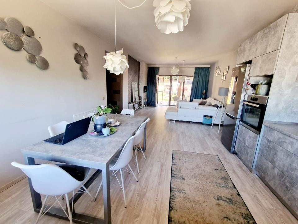 Duplex modern 140 mp 4 camere View superb Florești, zona Narciselor