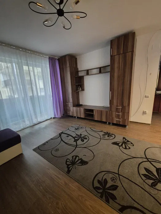 Apartament de inchiriat 2 camere, parter înalt – str. Florilor