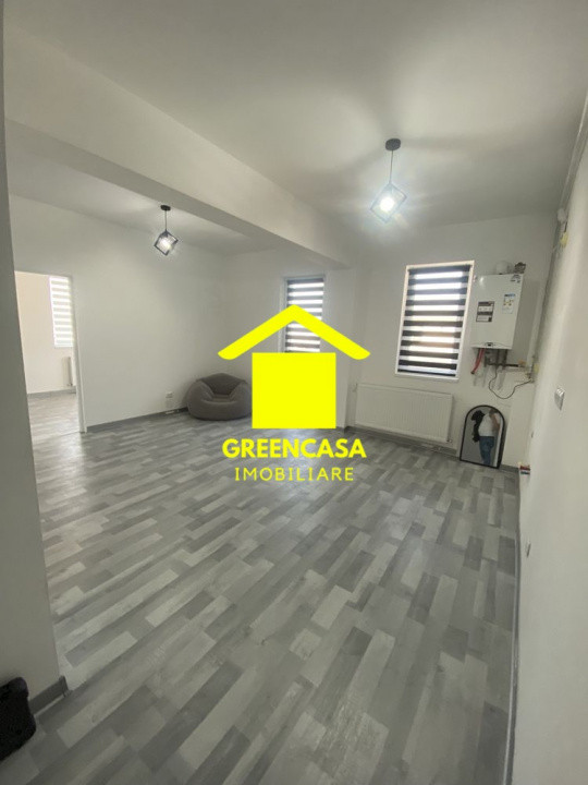 Apartament de 3 camere și terasă de 27mp în zona Șesul de Sus