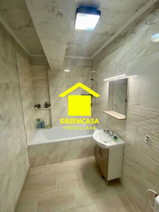 Apartament de 3 camere și terasă de 27mp în zona Șesul de Sus