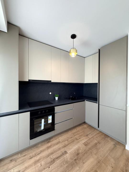 Apartament deosebit, 3 camere, terasă 51mp, zona Eroilor