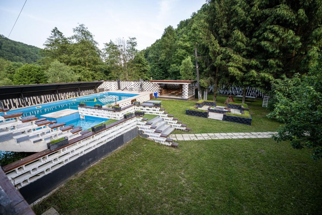 Refugiu de Lux în Inima Naturii Cabană Premium cu Piscină, Jacuzzi și 2000 mp 