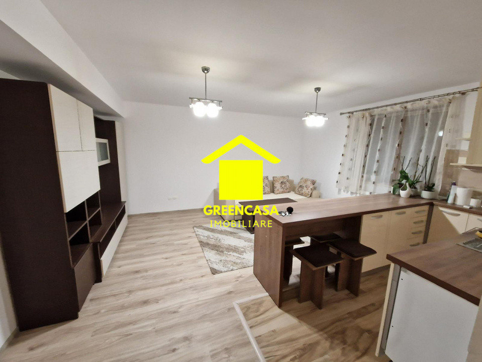 Apartament 2 camere, 51 mp, Zona Vivo