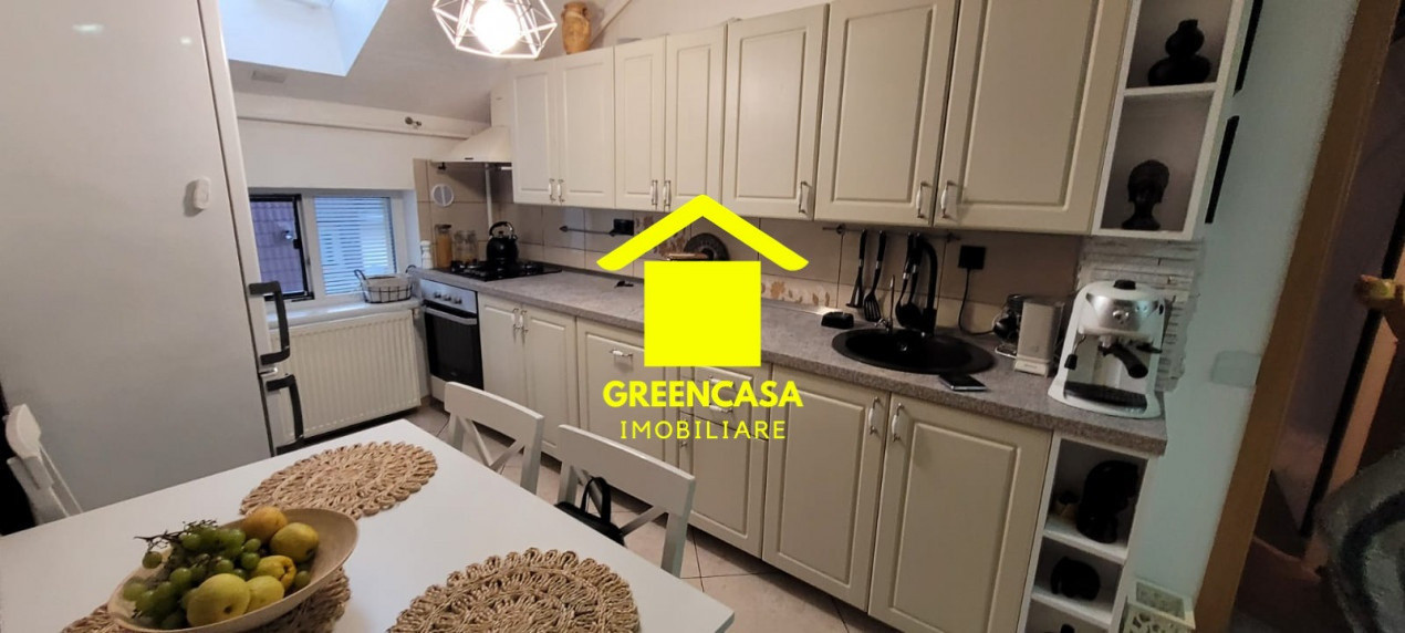Apartament de vanzare, 2 camere decomandate, Floresti