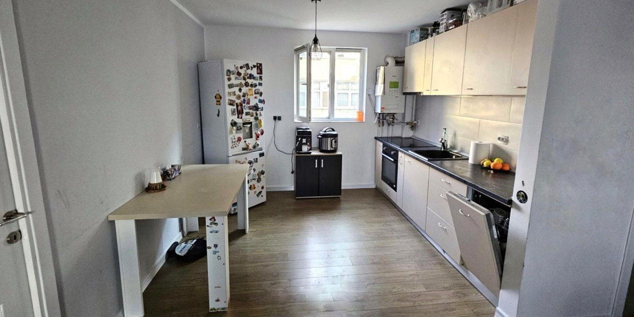 Apartament cu 3 camere, 61 mp., Terra