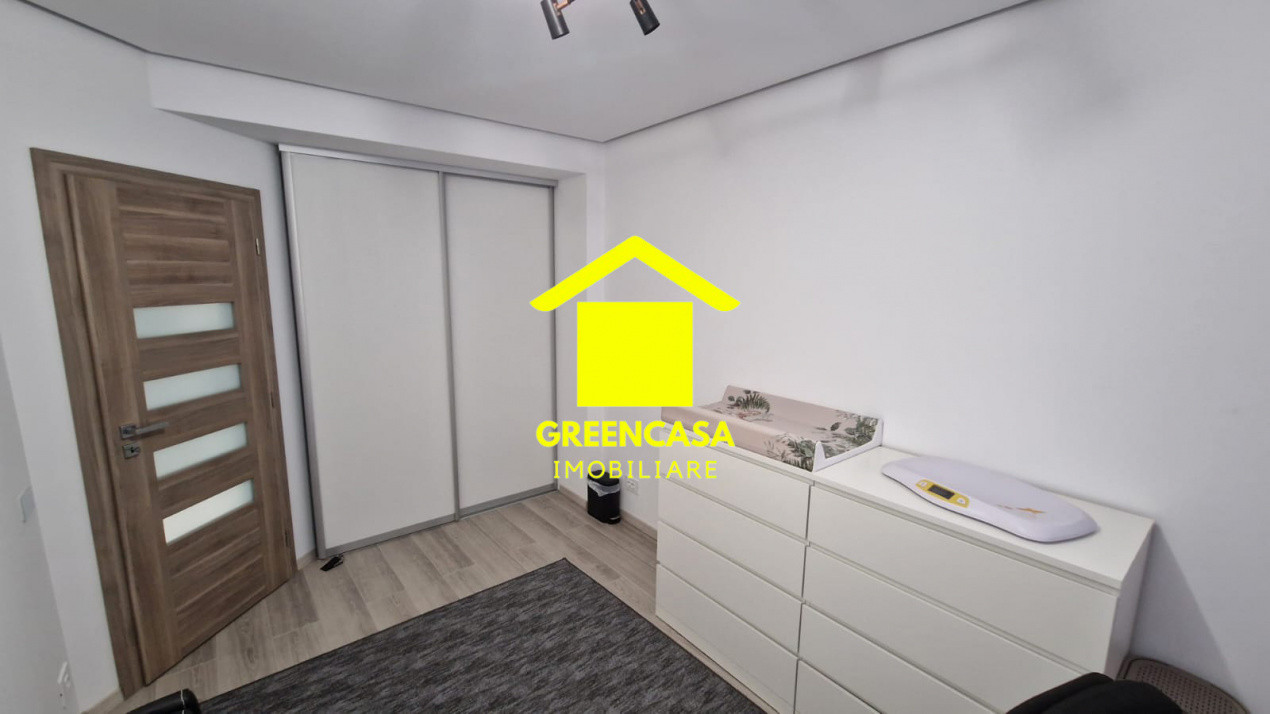 Apartament de 3 camere , 72 mp utili ,zona Subcetate