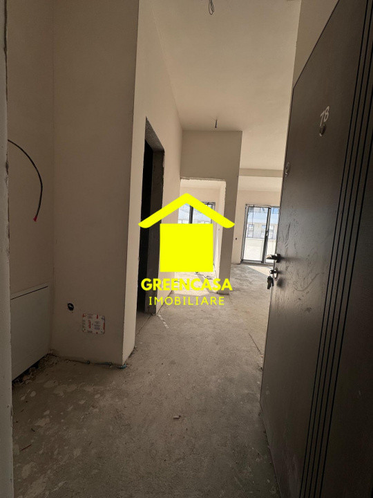 Apartament semifinisat 2 camere + balcon, bloc nou, zona Eroilor