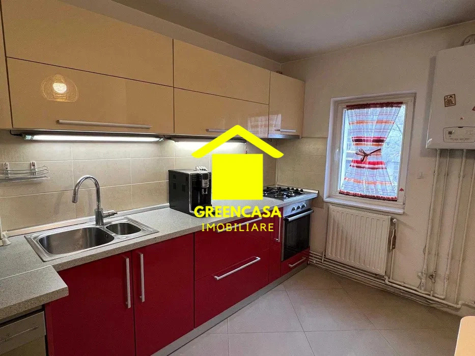 Apartament 3 camere decomandate, 2 balcoane, 65mp, zona Garii