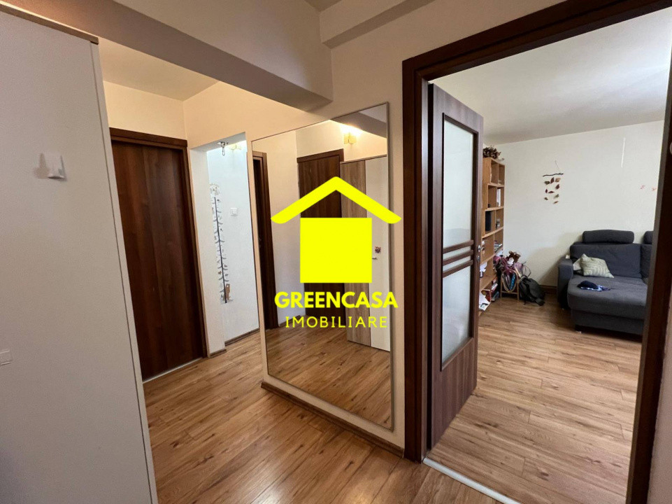 Apartament 3 camere decomandate, 2 balcoane, 65mp, zona Garii