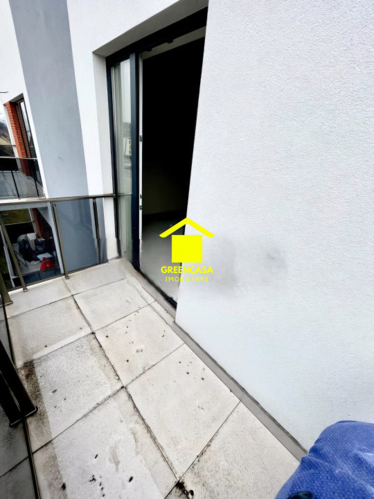Apartament semifinisat de vanzare, 3 camere, 85mp, garaj, zona IRA