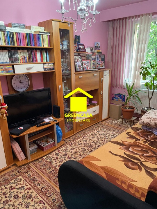 Apartament 3 camere, etaj intermediar, zona Hermes-Gheorgheni