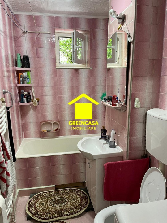 Apartament 3 camere, etaj intermediar, zona Hermes-Gheorgheni