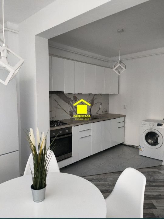 Apartament de inchiriat 2 camere, zona BMW / VIVO