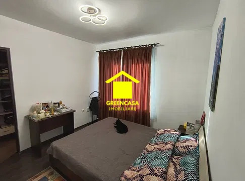 Apartament 3 camere,58mp,balcon 4mp,parcare,zona Terra