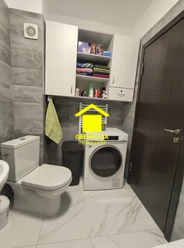 Apartament 3 camere,58mp,balcon 4mp,parcare,zona Terra