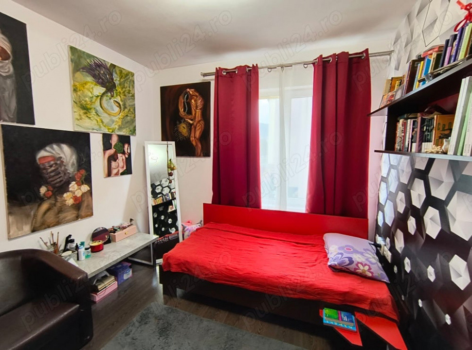 Apartament 3 camere,58mp,balcon 4mp,parcare,zona Terra