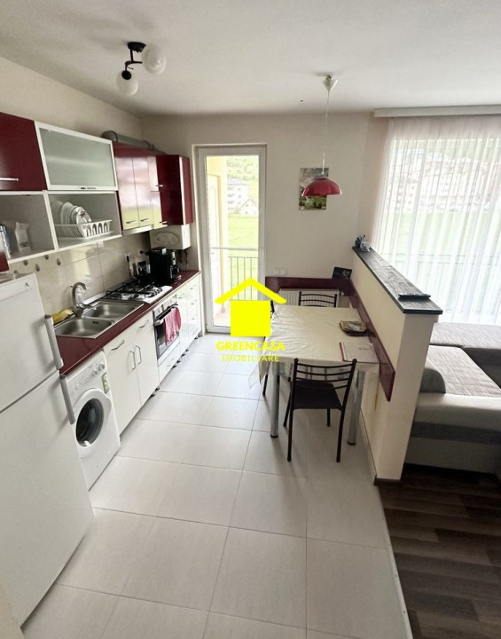 Apartament 2 camere,50 mp,2 balcoane,parcare inclusă