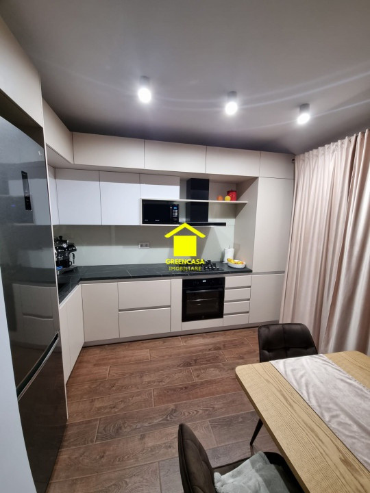 Apartament | vanzare | 3 camere | 2 bai | 76 mp | terasa 14 mp | garaj | Eroilor