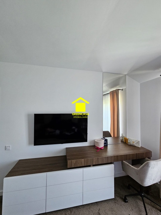 Apartament | vanzare | 3 camere | 2 bai | 76 mp | terasa 14 mp | garaj | Eroilor