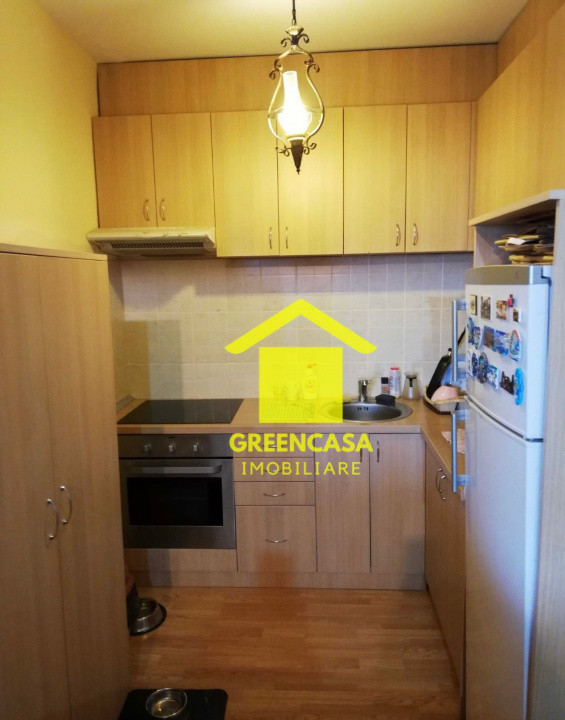 Apartament cu 3 camere de vânzare 64 mp 